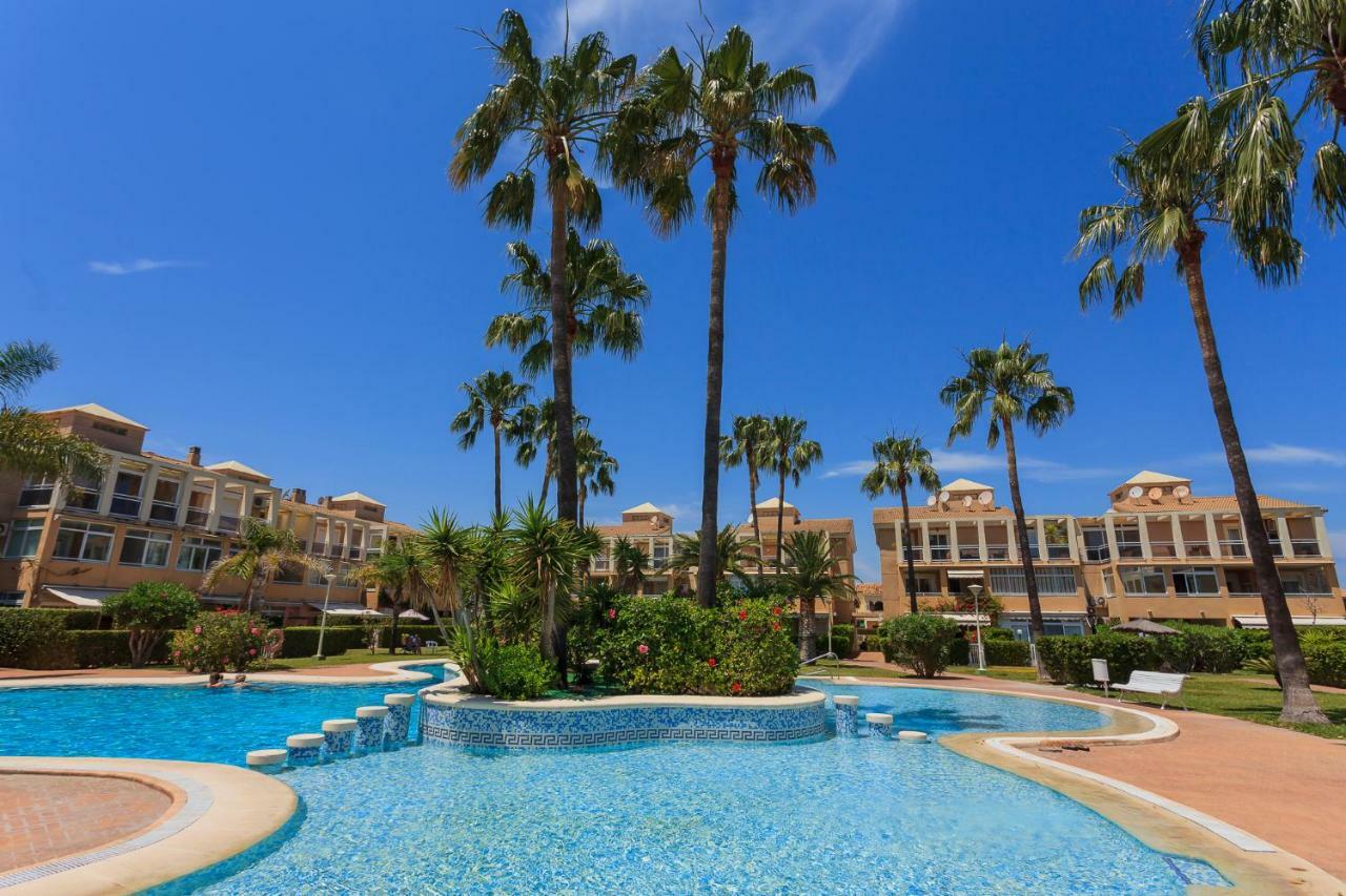 Apartamento playa con piscina y terraza en urbanizacion de lujo Dénia Exterior foto