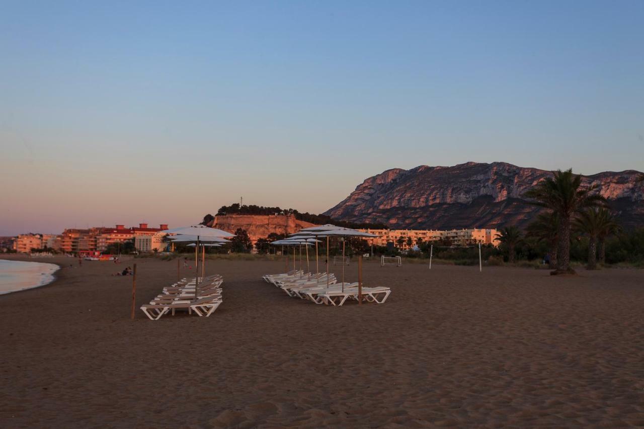 Apartamento playa con piscina y terraza en urbanizacion de lujo Dénia Exterior foto