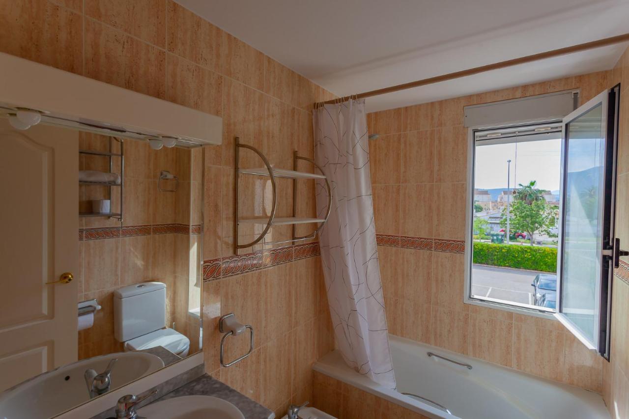Apartamento playa con piscina y terraza en urbanizacion de lujo Dénia Exterior foto